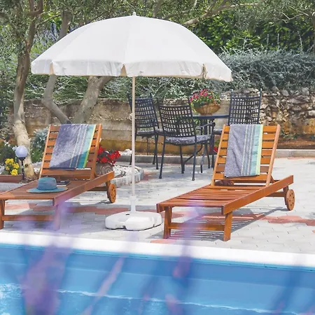 Casa de Férias Iv Iii Šibenik