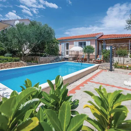 Holiday home Awesome In Sibenik With Wifi Jadrija