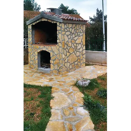 Holiday home Awesome In Sibenik With Wifi *