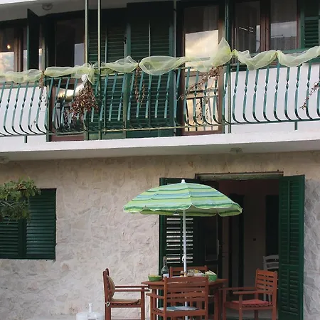 Awesome In Sibenik With Wifi Holiday home *