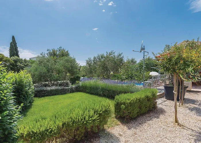 בית נופש Iv Iii *