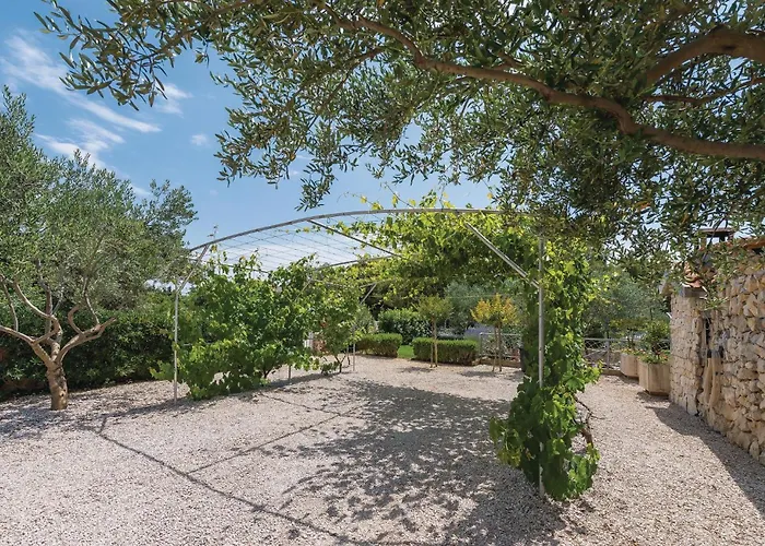 בית נופש Iv Iii *