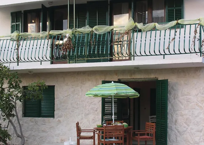 Iv Iii בית נופש *